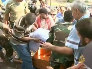 نزع الألغام من الطرق التي يسلكها اللاجئون نحو تركيا