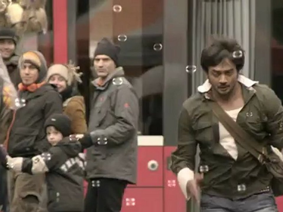 Romeo-First-Look