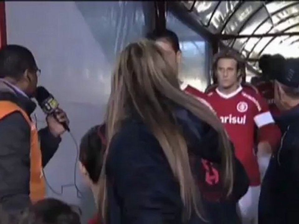 Brasileiro: Forlan mit Remis bei Internacional-Debüt