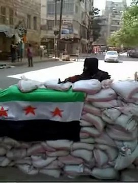 Syria فري برس حلب حي بستان القصر متاريس الجيش الحر لحماية الحي 2 Aleppo