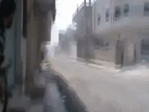 Syria فري برس درعا المحطة اشتباكات بمخفر المخيم 27 7 2012 ج7 Daraa
