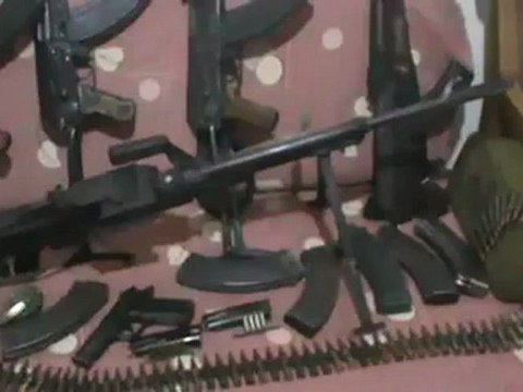 Syria فري برس حمص غنائم وفيرة للجيش السوري الحر في حمص, 28 7 2012 Homs