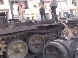 Syria فري برس حلب الصاخور احدى الدبابات المدمرة  27 7 2012 Aleppo