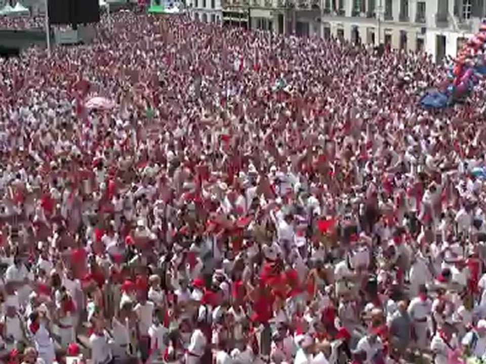 La joie des Festayres place de la Liberté, Fêtes de Bayonne 2012