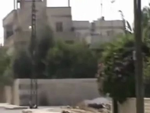 Syria فري برس درعا المحطة اشتباكات بمخفر المخيم 27 7 2012 ج3 Daraa