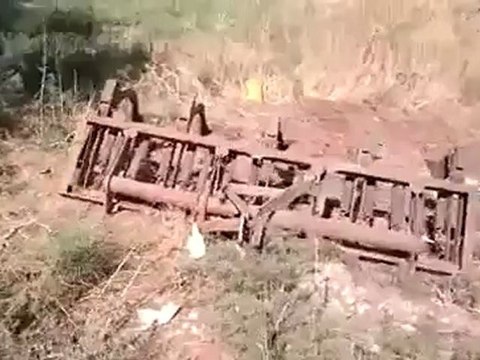 Syria فري برس درعا خربة غزالة آثار قصف الطيران 21 7 2012 ج2 Daraa