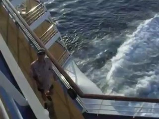 Poupe du European Stars et remous des hélices le 11.09.2002