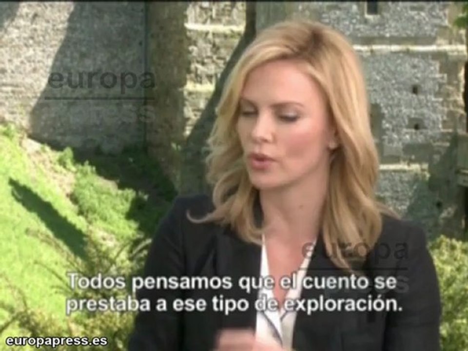 Charlize Theron, muy furiosa con Kristen Stewart