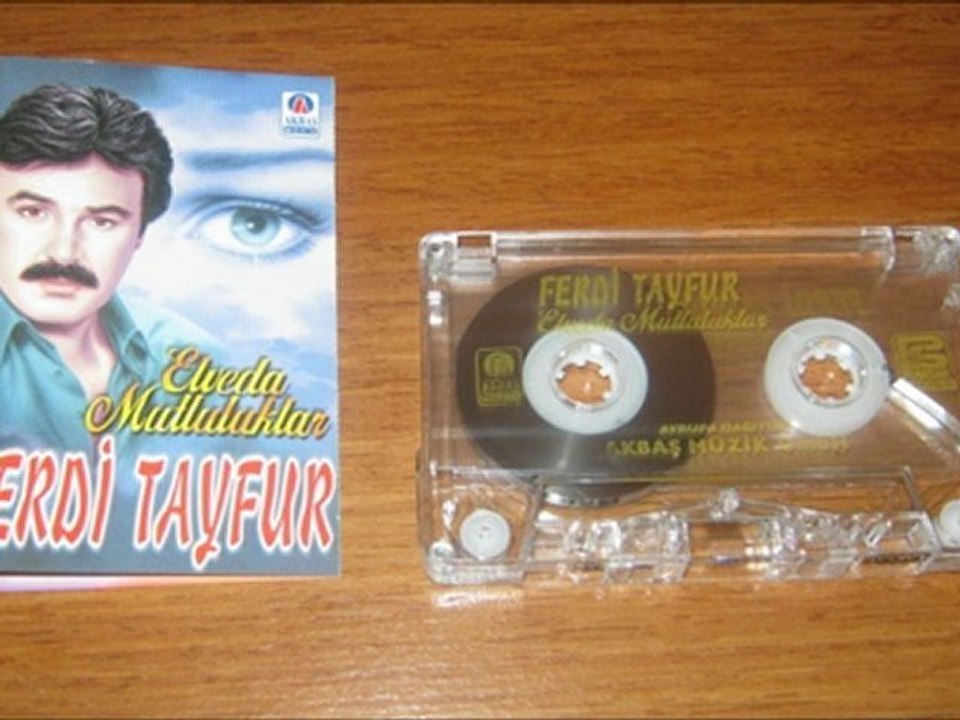 Ferdi Tayfur & İsyan Etme Diyorlar ...