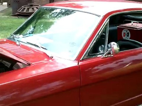 Classic Mustang and Camaro - Looking at a few classic cars at the Motor Muster event.