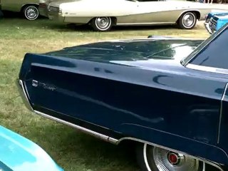 Old Grandpa Car. - 1968 Chrysler Newport.