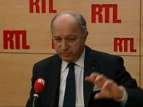 Laurent Fabius : Le bourreau Bachar al-Assad procède à un massacre