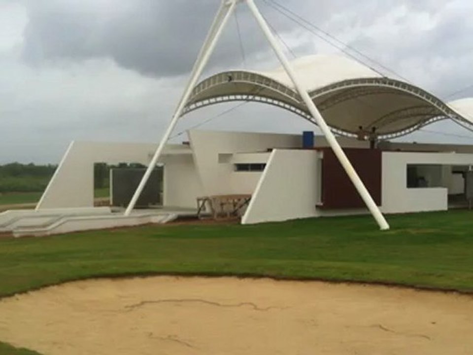 Champion Reef - Driving range