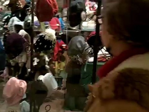 A Beautiful Civil War Chess Set - Window shopping in Colonial Williamsburg, Virginia. Travel.