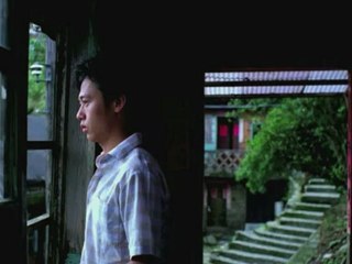 POUSSIERE DANS LE VENT - Bande-annonce VO