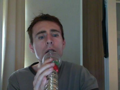 Wiwi égratigne la douceur de vivre de Johnny Hallyday