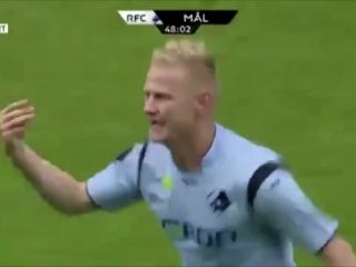 Quel boulet de canon du Danois Lasse Rise !