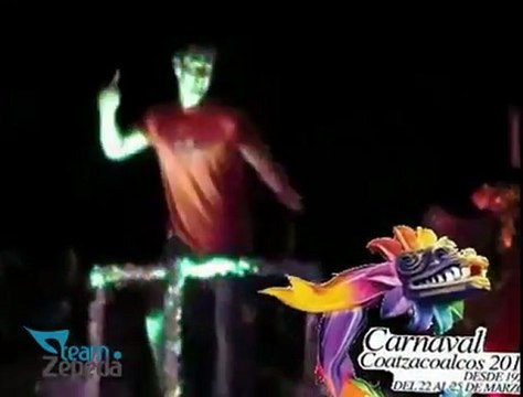 David Zepeda @davidzepeda1 en el carnaval de Coatza