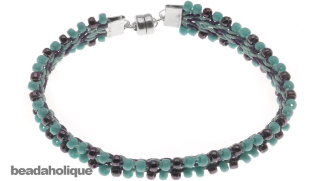 How to Add Beads to a Flat Kumihimo Braid