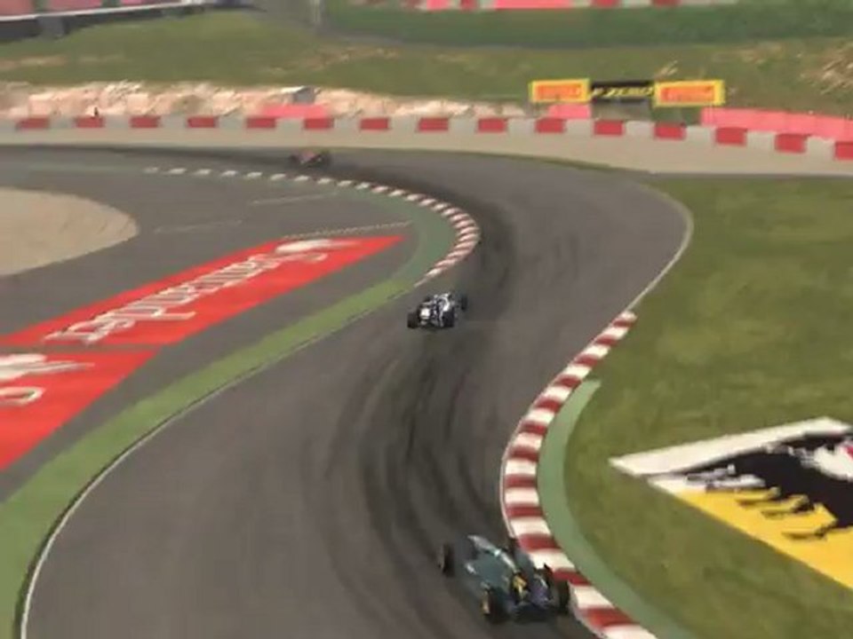 F1 2011 - GP d'Espagne - Kier vs Kovalainen