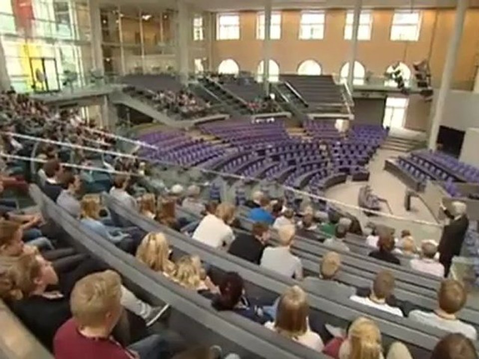 Serie:'Jugend und Politik': Generation hoffnungslos? | Politik direkt