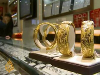 Hong Kong downturn hits luxury stores