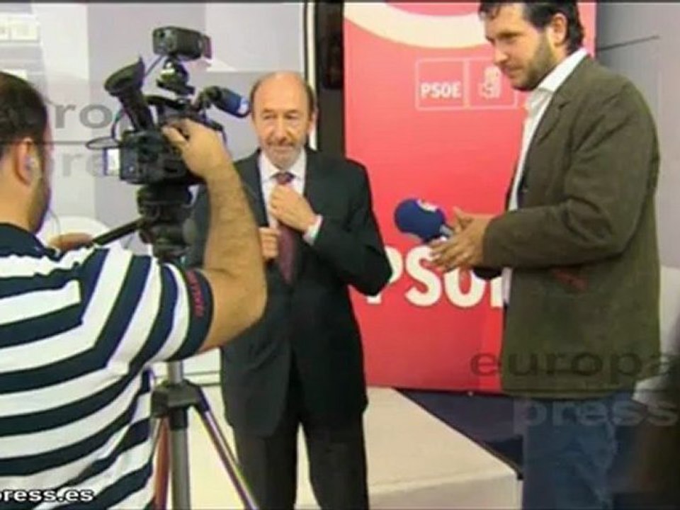 El PSOE envía sus quejas al PP a través de Twitter