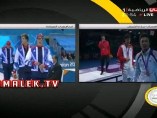 لحظات تتويج علاء الدين ابو القاسم بالميداليه الفضيه الاولى لمصر سلاح الشيش