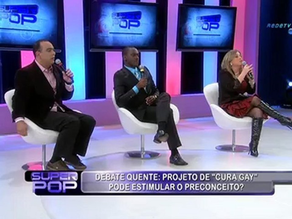 Evangélicos e Ativistas gay debateram intolerância no SuperPop