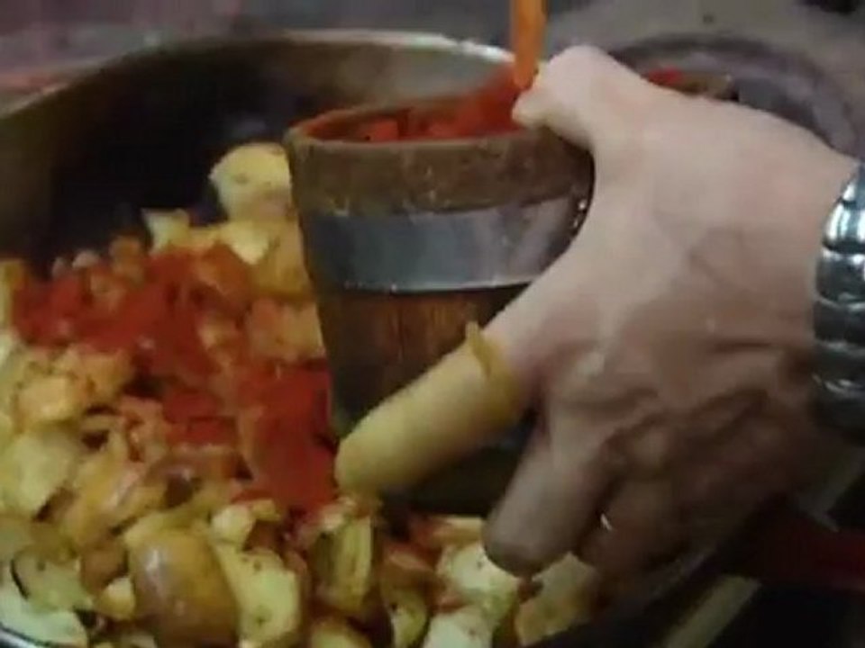 Knoblauchsuppe: Eine Spezialit?t aus Madrid | Euromaxx ? la carte"