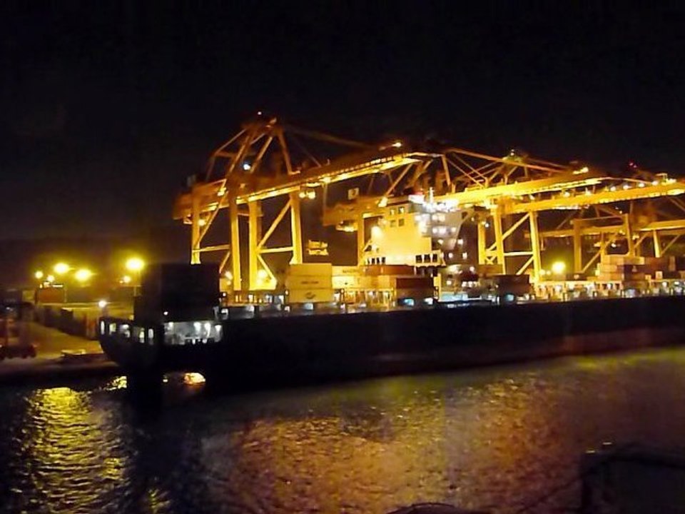 PORT DE BARCELONE (LOUL)