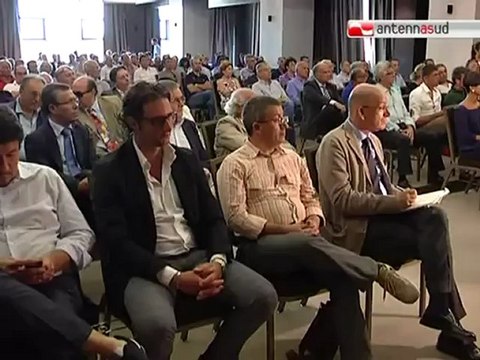 TG 30.07.12 Assemblea Pdl, Fitto ai dissidenti a me piace parlare di disegno politico -