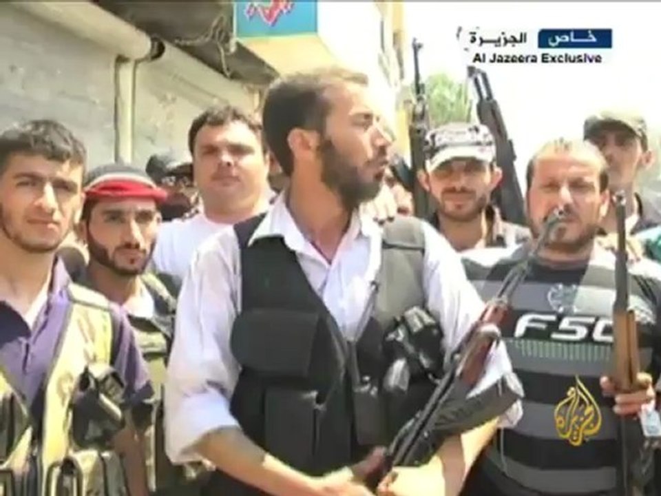 الجيش الحر يسيطر على عدد من مخافر حلب