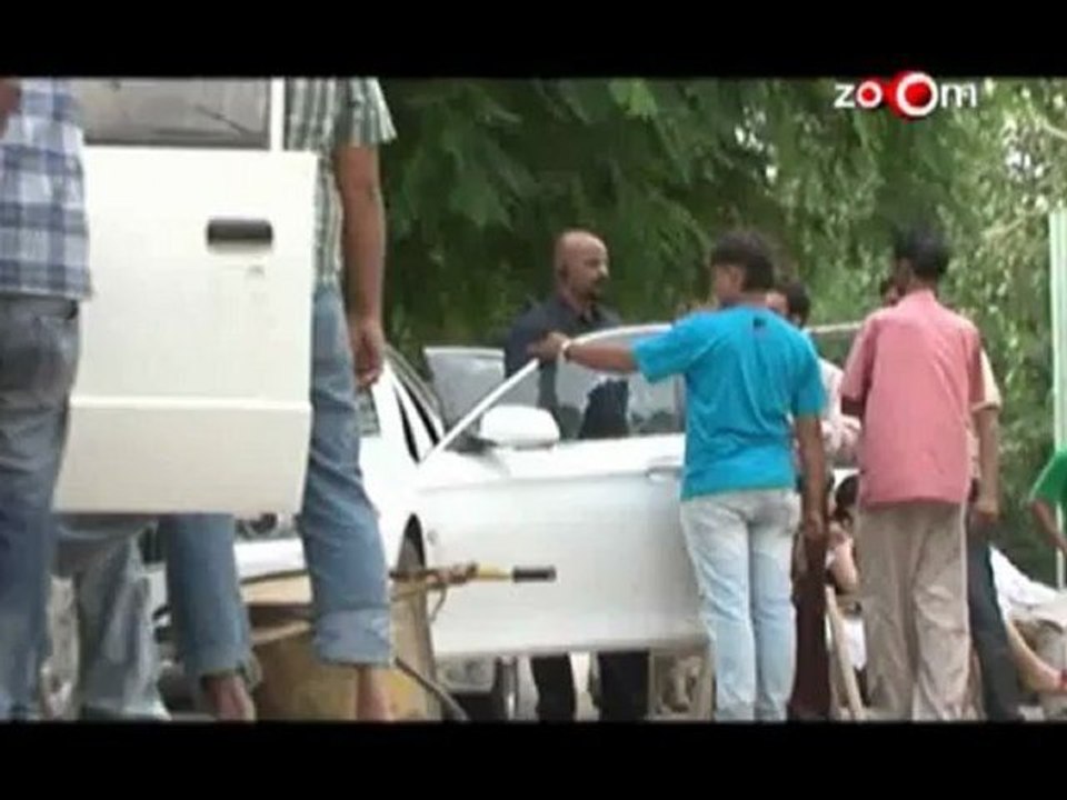 Ayushman's car smashed by a political party