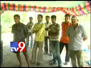 Rituals to burnt bodies in train accident are performed in Nellore - Part 1