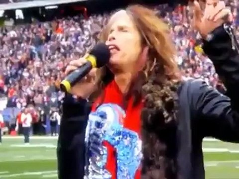 Steven Tyler Sings National Anthem Before 2012 AFC Champions