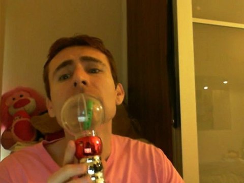 Wiwi égratigne si j'étais un messie d'Ange