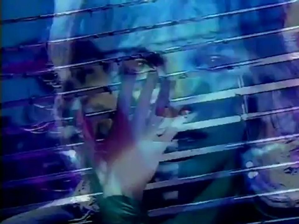 (1981) Kim Wilde - Kids in America HD (26 Janvier 1981)