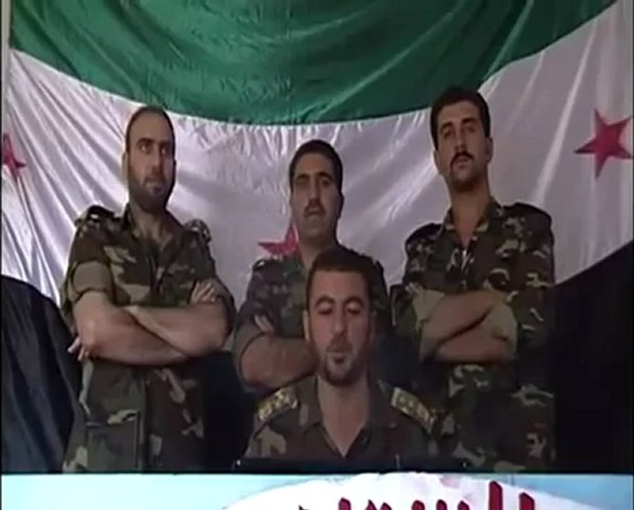 Syria فري برس  حمص الحولة انشقاق العقيد المظلي مصعب مظهر الفارس  31 7 202 Homs