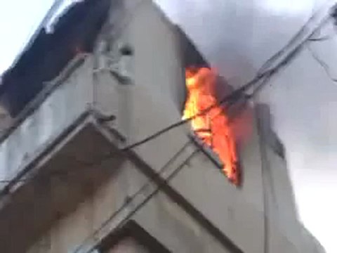 Syria فري برس حمص القصف المتواصل على باب هود, واحتراق البيوت1 8 2012 Homs