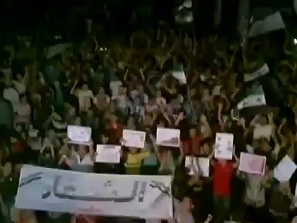 Syria  فري برس حلب حي الشعار مسائية بعد صلاة التراوايح 31 7 2012 ج2 Aleppo