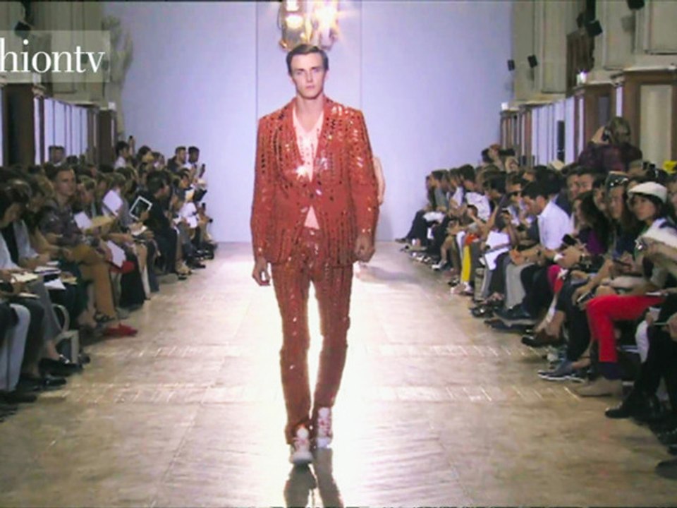 Viktor & Rolf Men Spring 2013 - Paris Men's FW | FashionTV