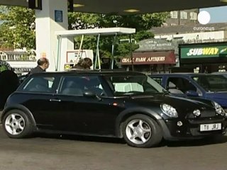 Un petróleo a 112 dólares encarece de nuevo la gasolina