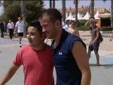 Los jugadores del Tottenham se relajan en la playa de la Malvarrosa
