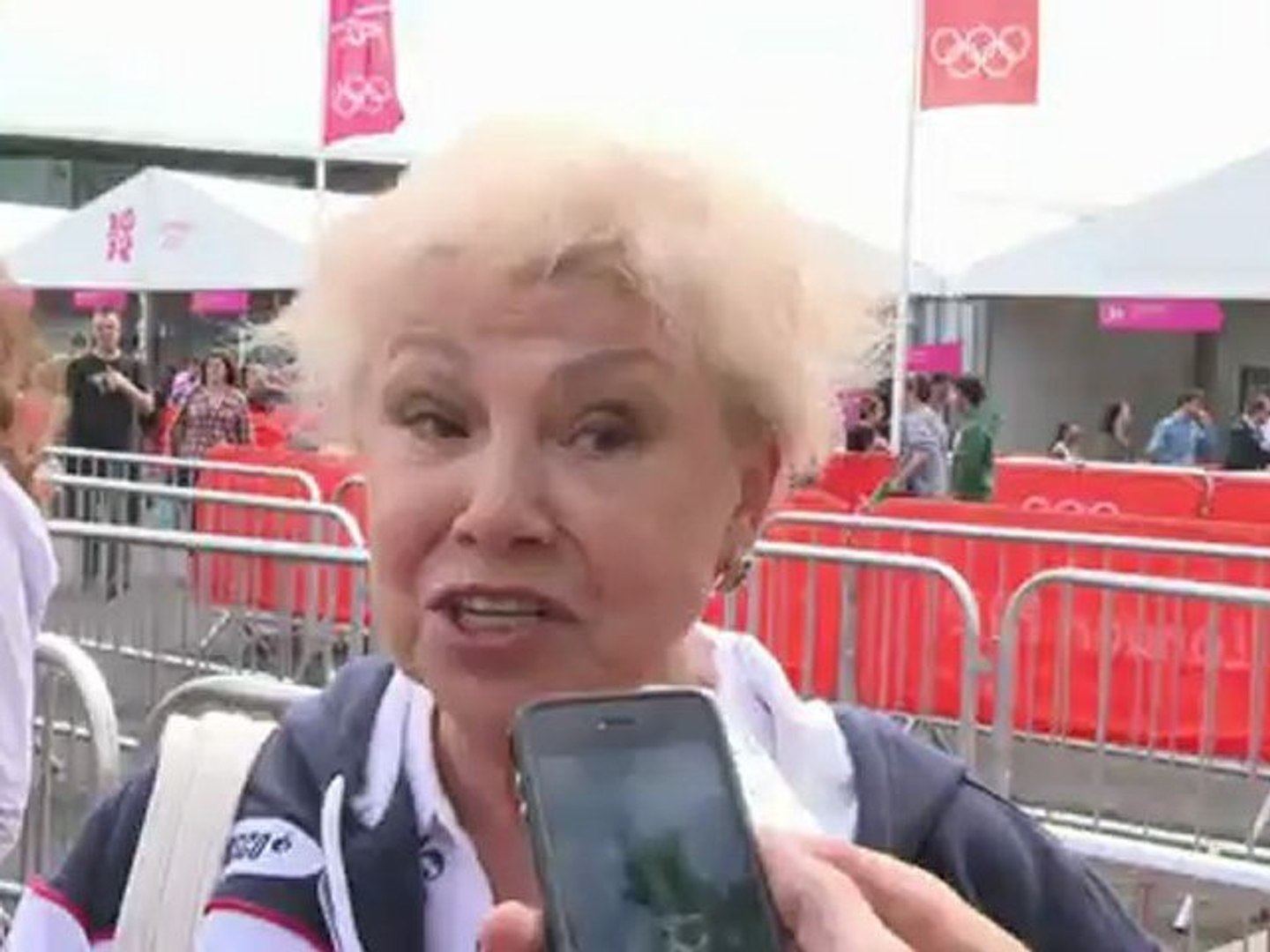 Latynina felicita a Phelps