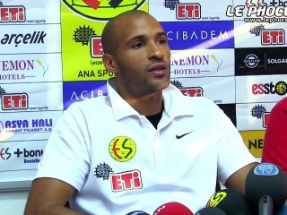 "Marseille est largement favori"