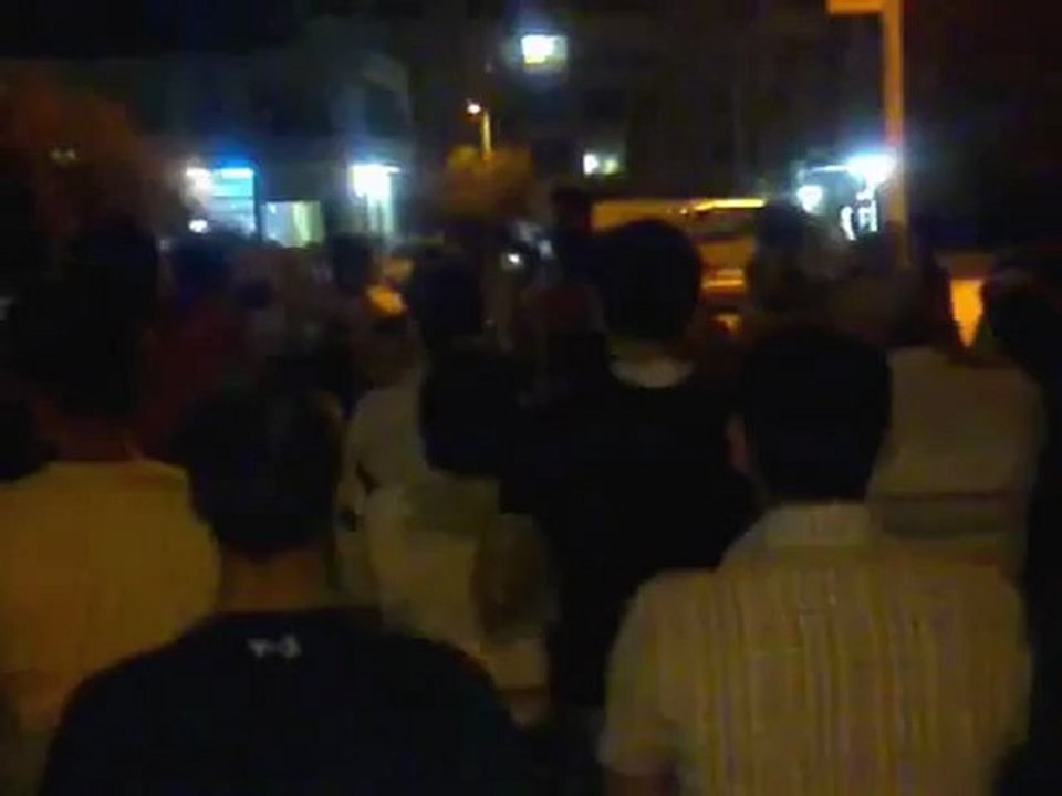 Syria فري برس  حماه المحتلة عراضة حموية من حي الكرامة لأحرار حلب الأبية 1 8 2012 Hama