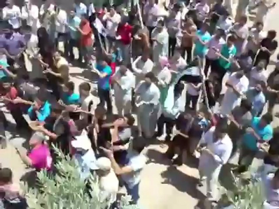 Syria فري برس  حماه المحتلة  مظاهرة كفرنبودة المحتله  1 8 2012 Hama