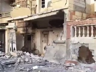 Syria فري برس ديرالزور العرفي أبنية مدمرة بالصواريخ30  7 2012 Deirezzor