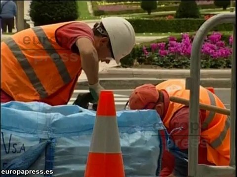 El paro desciende en 27.814 personas en julio